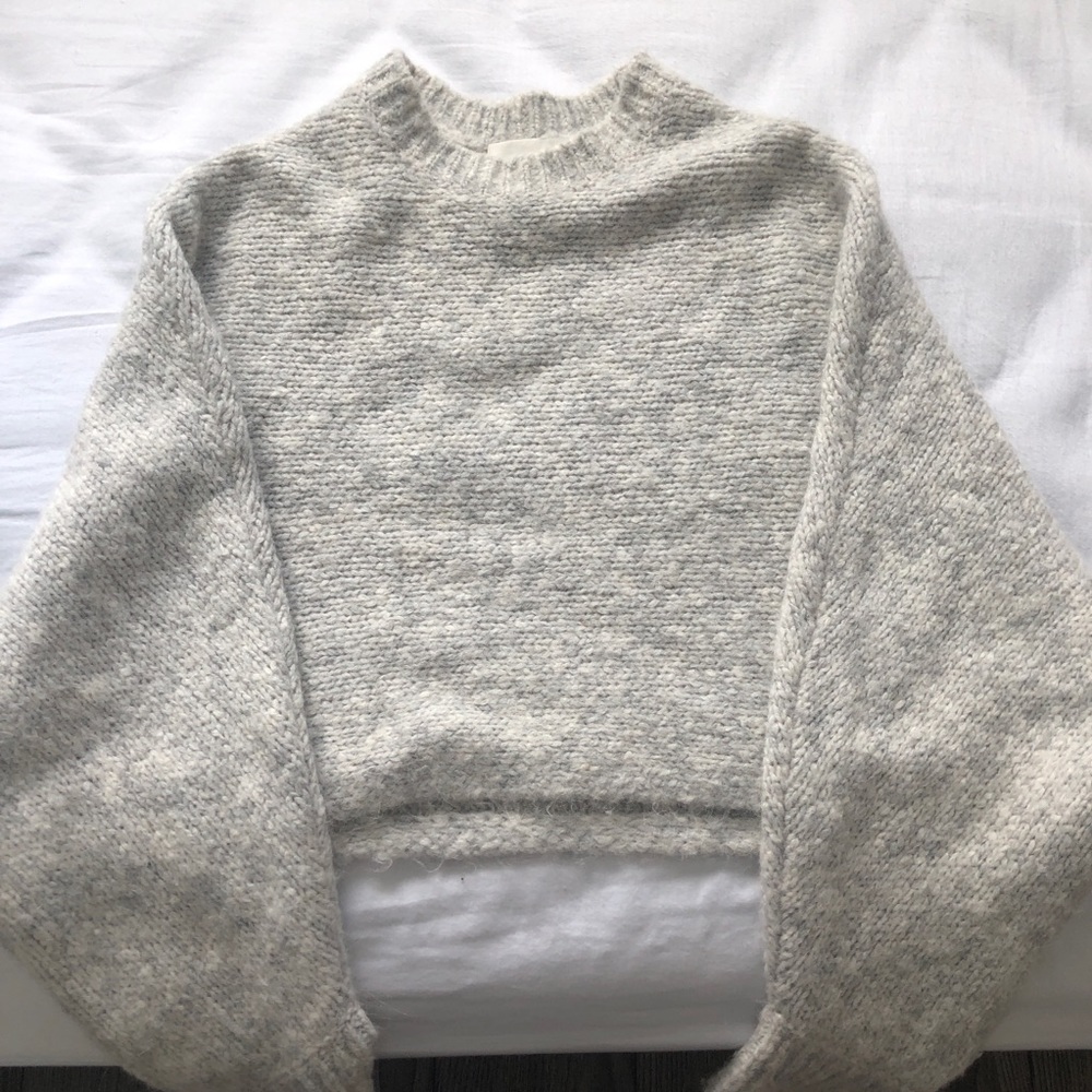 Aritzia Wilfred Free Lolan knit sweater